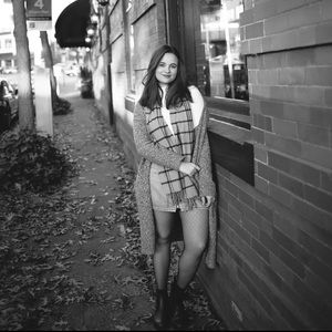 Meet your Posher, Camaira